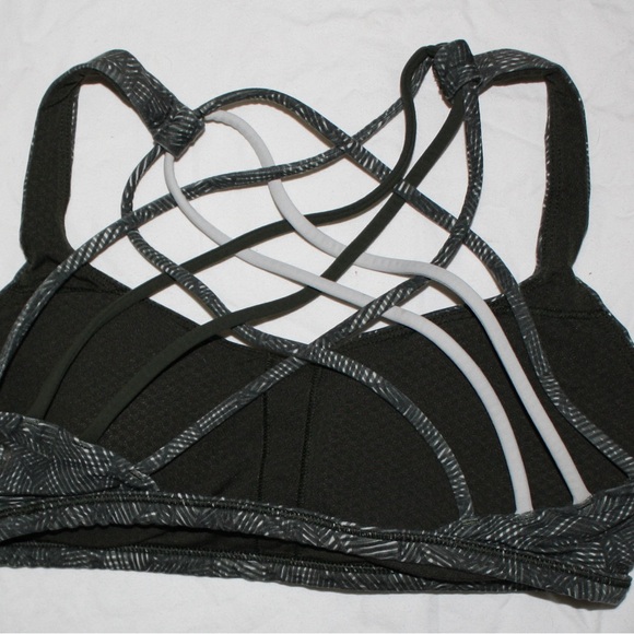 Green Lululemon Energy Bra - Picture 2 of 3